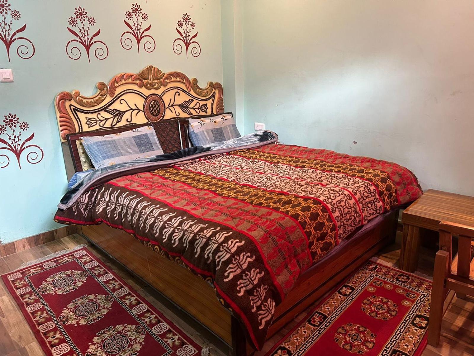 Karma Guest House And Cafe Kalgha Camera foto